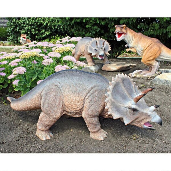 Triceratops Dinosaur Statue Garden Sculpture Jurassic fiberglass Figure